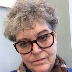 Meet your Posher, Leslie